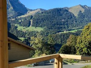 Maisons de vacances Chalet in French Alps with Mountain Views : photos des chambres