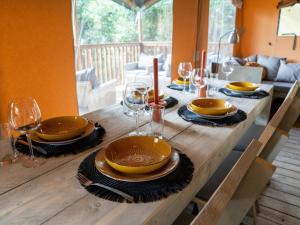 Glamping Tent by Lake De Rhederlaag