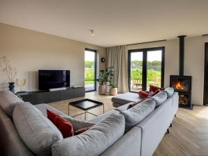 Beautiful villa with spacious garden