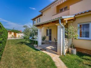 Villa in Vodnjan near Historic Center