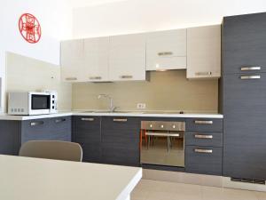 Holiday Home in Banjole with Pool near Sea