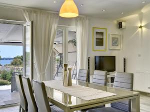 Villa in Peroj near the Sea with Terrace