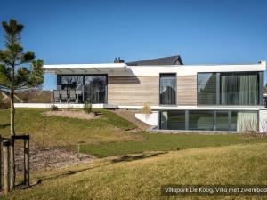 Villa near Texel Beach with Sauna