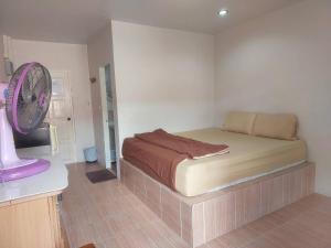 Sairee Center Guest House