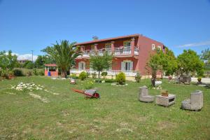 Giannis and Fridas Garden Corfu Greece