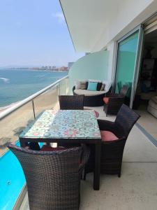 Peninsula Condominiums, Hotel Zone, PV