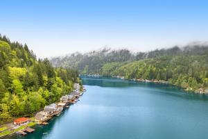 Lake Sutherland Retreat