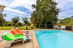 Maisons de vacances La Belle Salisienne - Maison vue montagne et piscine : photos des chambres