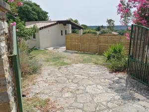 Maisons de vacances Petite villa avec piscine chauffee : photos des chambres