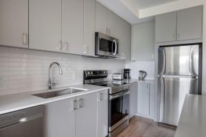 Brighton 2br w wd gym nr Green Line BOS-894