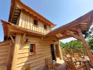 Maisons d'hotes Roulottes au pied du Vercors : photos des chambres