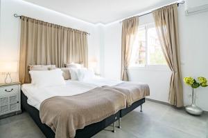 Beachclose apt Marbella by Costarentals - M28