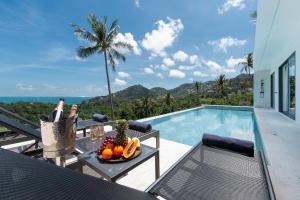 Sunrise view, 4 bedroom, infinity pool, villa in Bo Phud, Koh Samui
