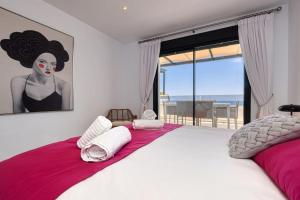 2 Bedroom Penthouse with Sea View @ Estepona Hills