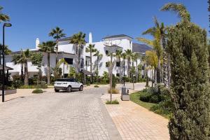 2 Bedroom Penthouse with Sea View @ Estepona Hills