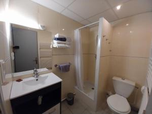 Hotels Hotel L'Oustalet : photos des chambres