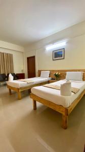 Hotel Travellers INN