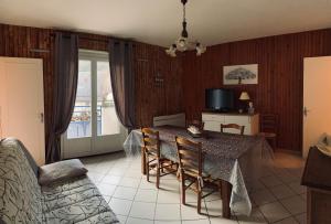 Appartements Appart 6 personnes esprit chalet vue sur montagne : photos des chambres