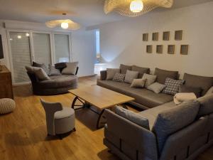 Maisons de vacances Villa Marlilou-3 minutes a pied de la plage : photos des chambres