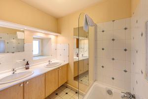 Althidis - Bel appt duplex sur le port de Vannes