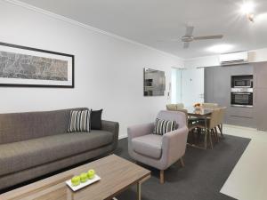 Oaks Mackay Carlyle Suites