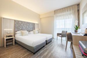 Twin Room room in iH Hotels Bologna Gate 7