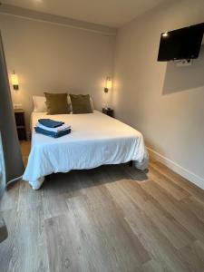 LA CASA DE INVITADOS