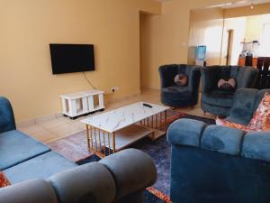 Lux Suites Honey Dew Stays Athiriver