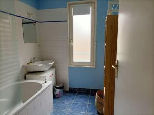 Appartements Agreable maison dans le centre historique : photos des chambres