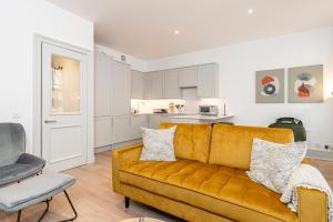 Stylish 1 bed flats in Soho, next to Piccadilly Circus and Trafalgar Square