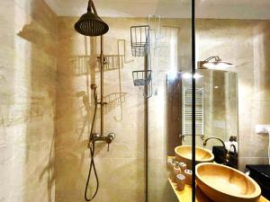 Colina Boutique Apartment with Free Parking