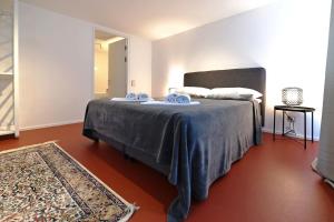 Julius 22 - Urban Oasis, 5 Mins to City Center