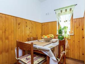 Holiday home only 800 m from the beach