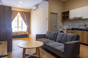 Mahkota Valley Suite by Timorra