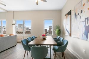 Spacious 4B Oasis steps from French Quarter - Your NOLA Dream Awaits!