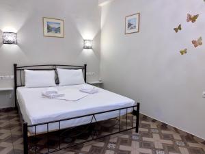 Dafnis home is in 200m to metro Ag Ioanis