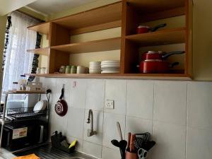 Eclectic 2 bedrm homely & comfy