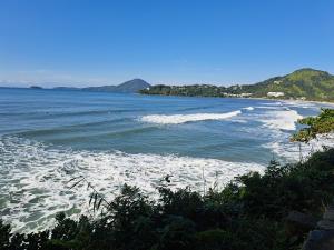 Apartamento 100 metros da Praia GrandeUbatubaSP