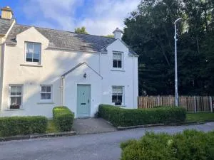 Bunratty Castle Gardens - Kilkishen