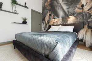 Luxurious penthouse with parking