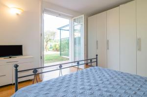 Piana di Solaro Modern Flat & Swimming Pool