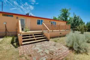 Tranquil Maricopa Retreat with Pool and Hot Tub - Pine Mountain Club