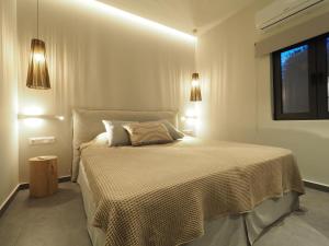 Filio by Vintage Travel