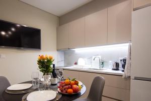 Luxury 2 bedroom apt in Athens center