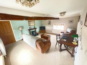 Eagle House - Award Winning B&B and Apartment