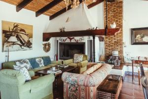 Dehesa de las Yeguas casa en finca privada con piscina y playa