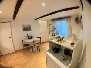 Maison tranquille dans village