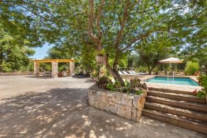 Trullo Kalia by BarbarHouse