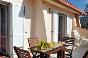 VILLA CALA BERNARDO 2 Appartamenti