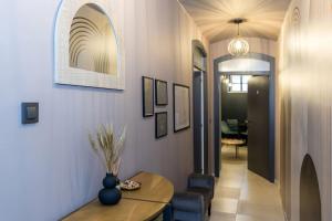 Agram Boutique - Divine beauty 